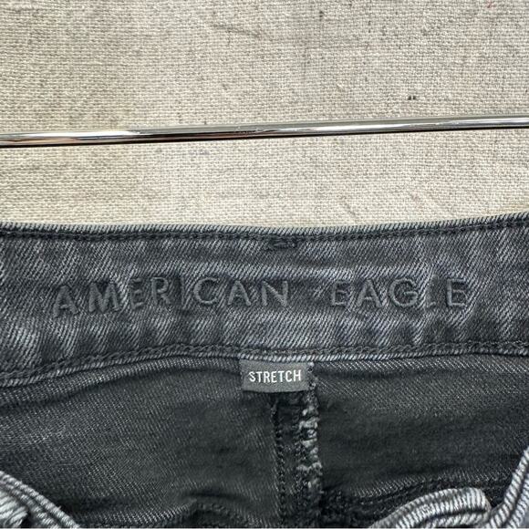 American Eagle Outfitters washed black mom jeans size 6 Regular - Picture 12 of 13